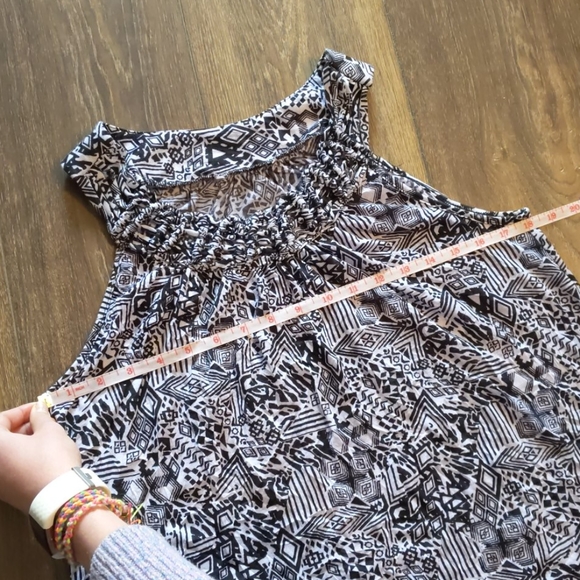 Tribal tank braided neck detail black white M - Picture 5 of 6